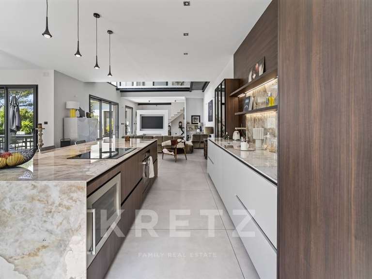 Maison Aix-en-Provence - 3 chambres - 260m²