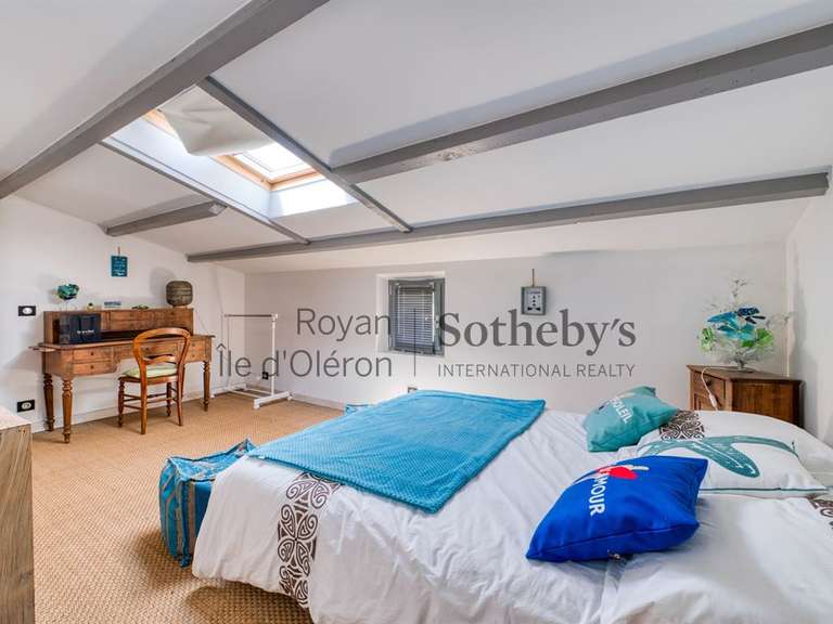 Maison Le Château-d'Oléron - 7 chambres - 228m²