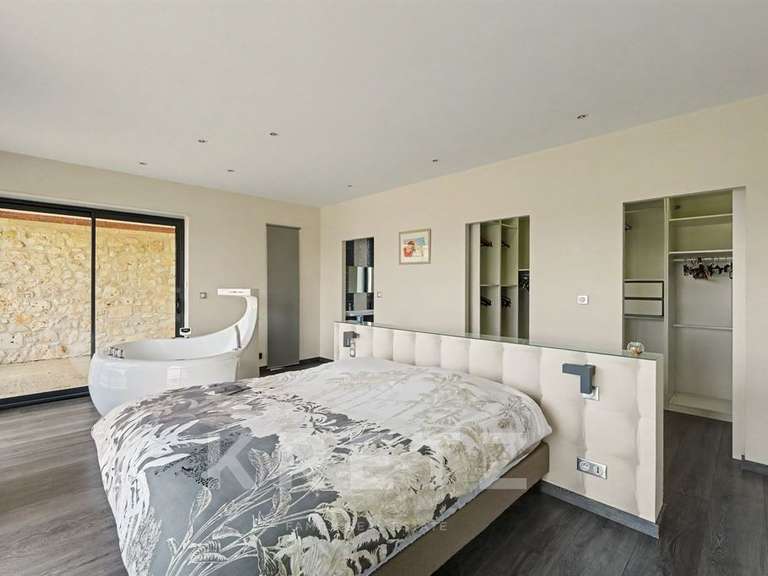 House Pommevic - 4 bedrooms - 232m²