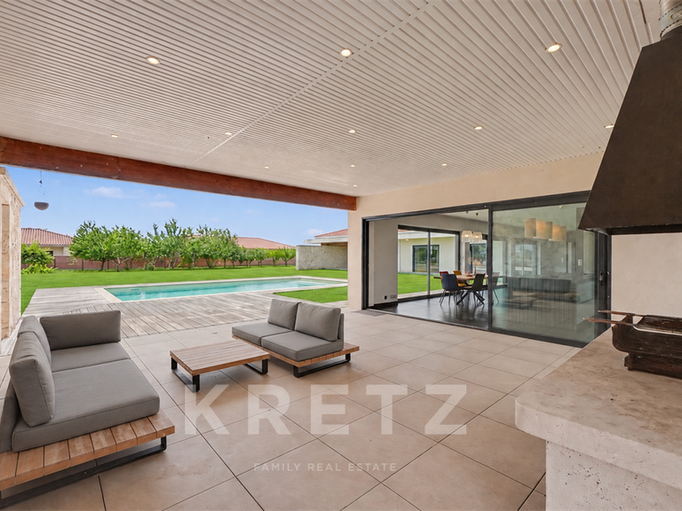 House Pommevic - 4 bedrooms - 232m²