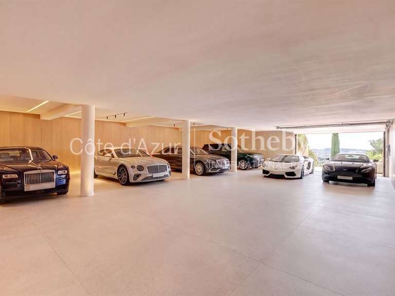 Maison Vallauris - 5 chambres - 433m²