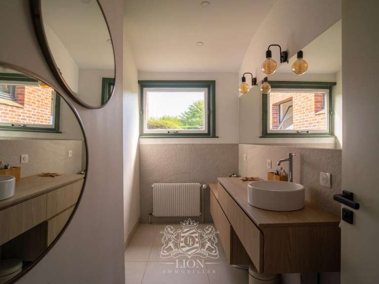 Maison Villeneuve-d'Ascq - 5 chambres - 214m²