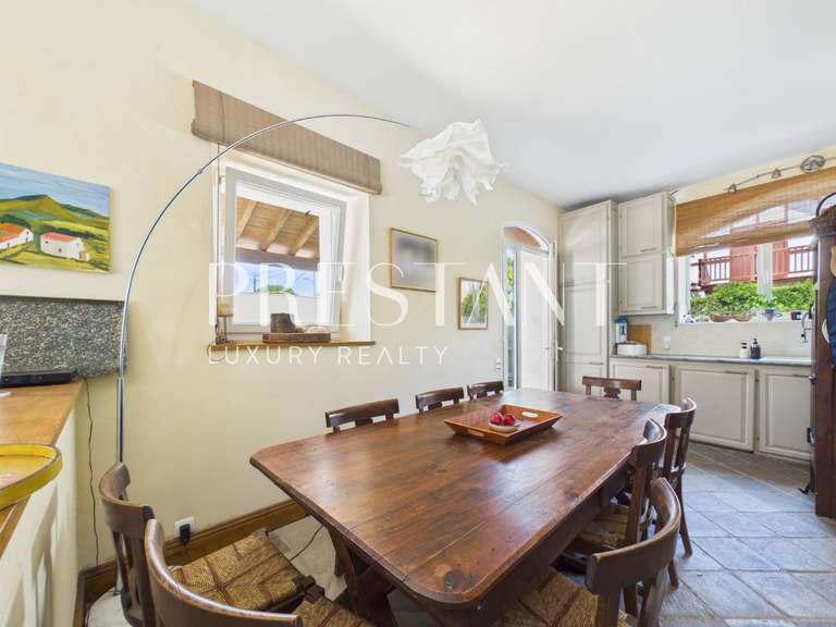 Maison Saint-Jean-de-Luz - 3 chambres - 101m²