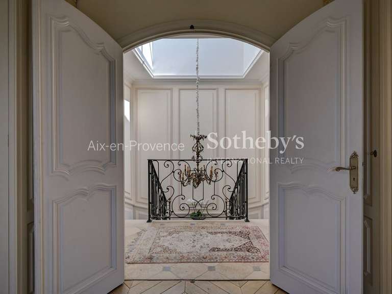 Maison Aix-en-Provence - 7 chambres - 900m²