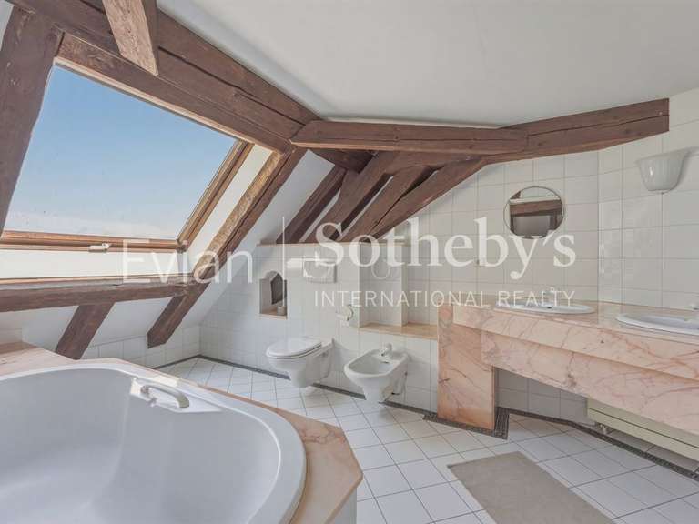 Maison Allinges - 6 chambres - 406m²
