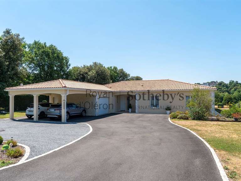 Maison Saint-Brice - 3 chambres - 208m²
