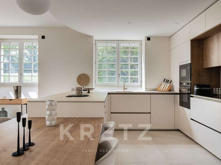 Maison Sainte-Foy-lès-Lyon - 7 chambres - 450m²