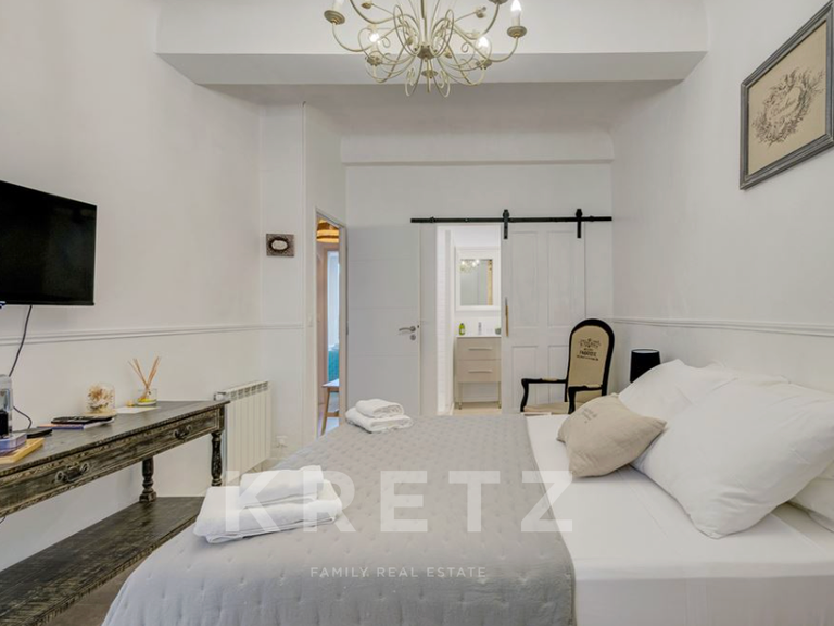 House Pourrières - 6 bedrooms - 185m²