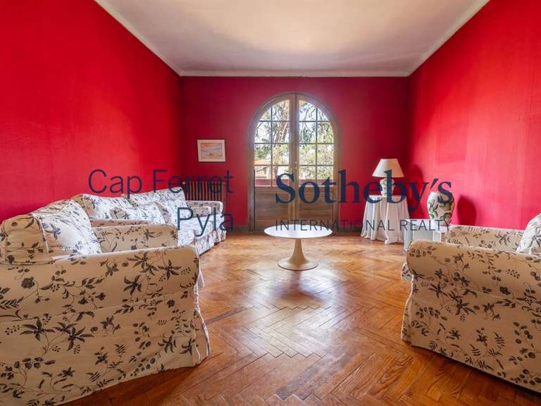 House Pyla-sur-mer - 7 bedrooms - 254m²