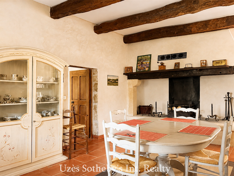Maison Uzès - 6 chambres - 201m²