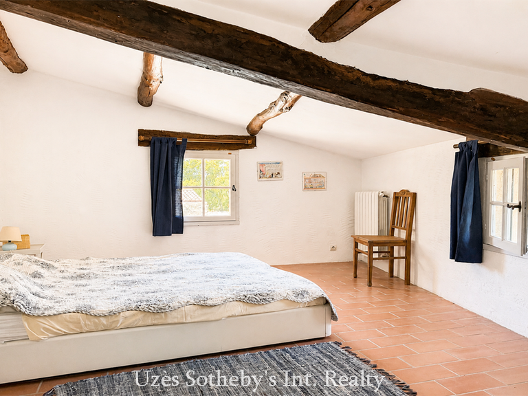 Maison Uzès - 6 chambres - 201m²