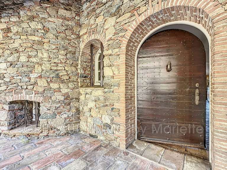 Villa Grimaud - 6 chambres - 312m²