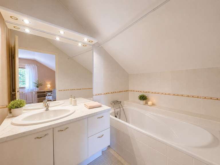Maison Saint-Genis-Pouilly - 3 chambres