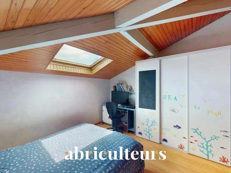 Maison Saint-Vincent-de-Tyrosse - 4 chambres - 160m²