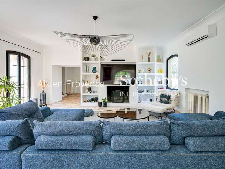 Maison Aix-en-Provence - 5 chambres - 210m²