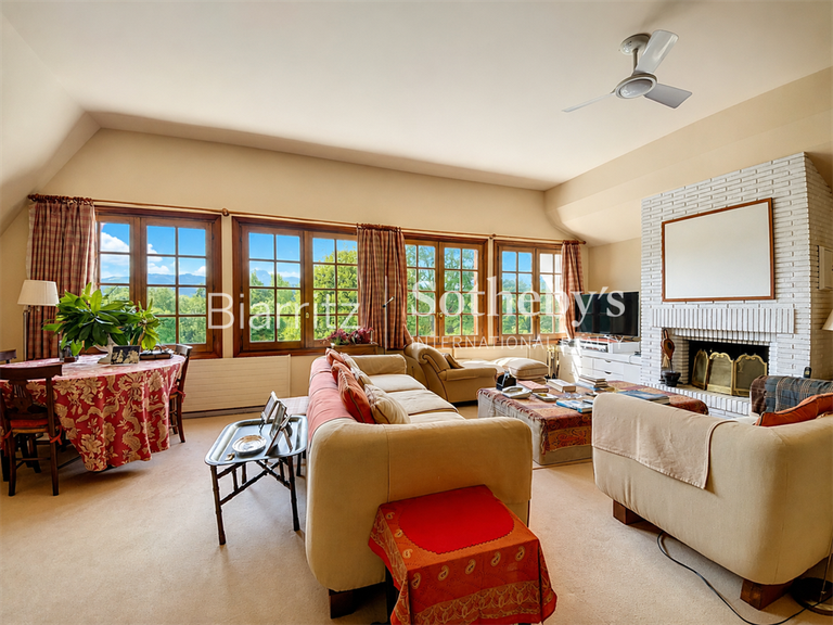 Maison Hendaye - 4 chambres - 516m²