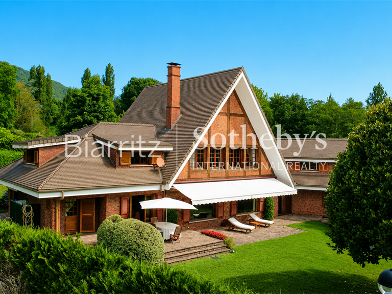 Maison Hendaye - 4 chambres - 516m²