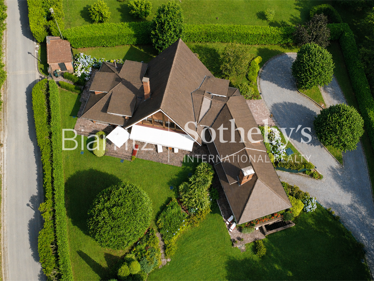 Maison Hendaye - 4 chambres - 516m²