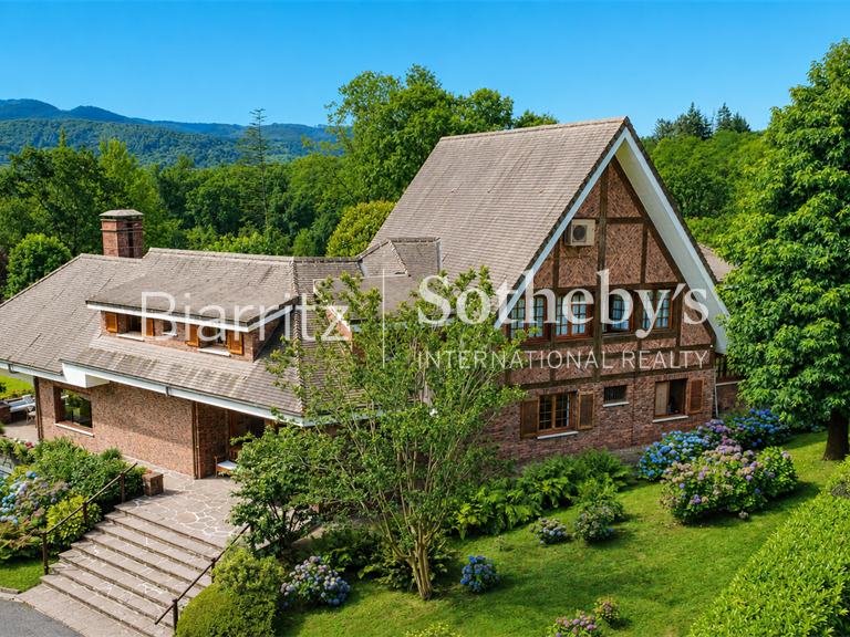 Maison Hendaye - 4 chambres - 516m²