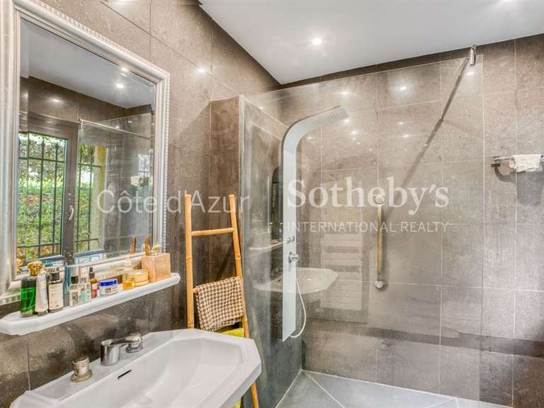 Maison Cabris - 4 chambres - 189m²
