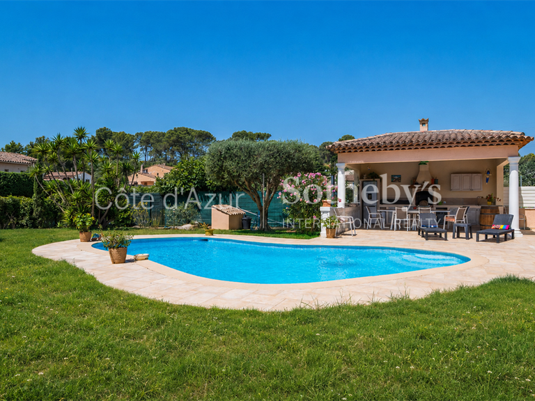 Maison Mouans-Sartoux - 4 chambres - 256m²