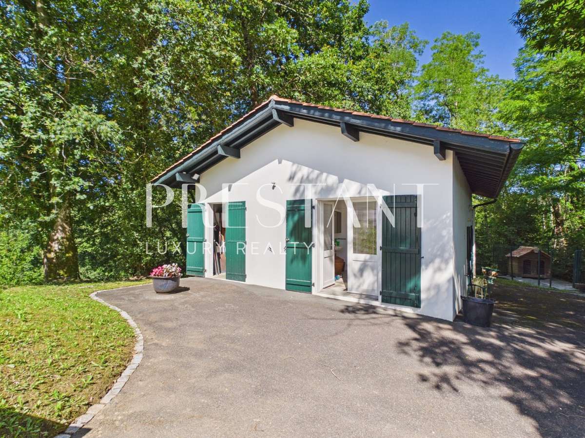 Maison Mouguerre
