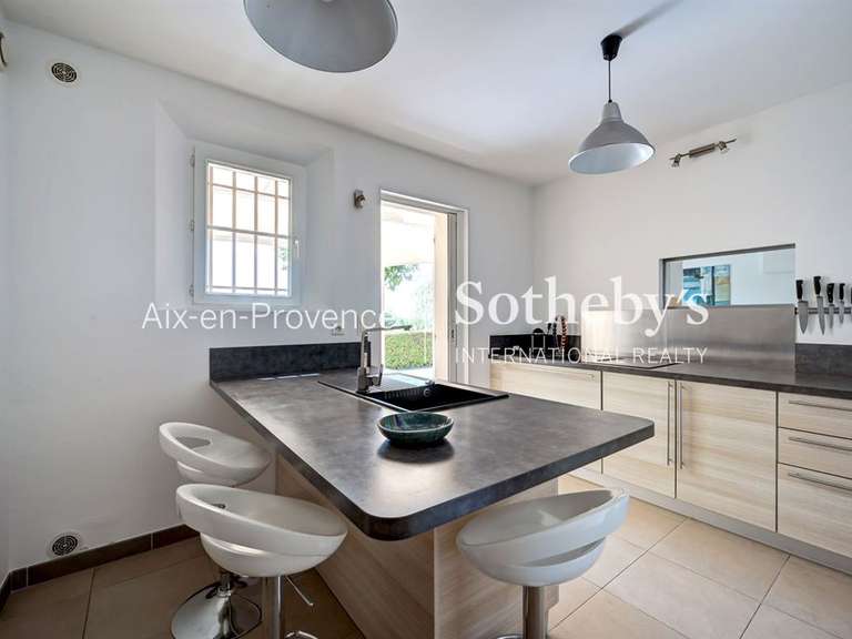 Maison Éguilles - 3 chambres - 155m²