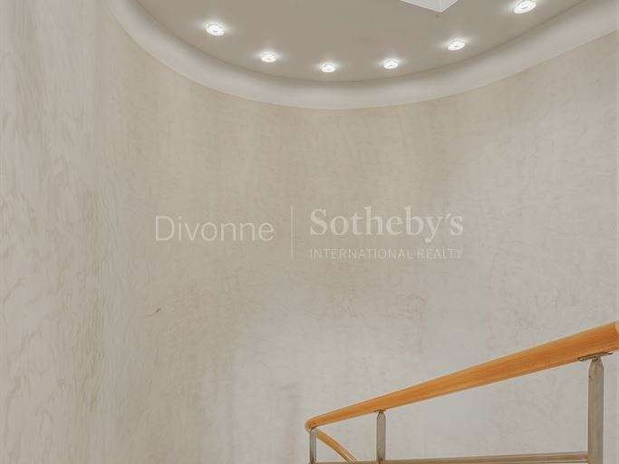 Maison Divonne-les-Bains - 5 chambres - 518m²