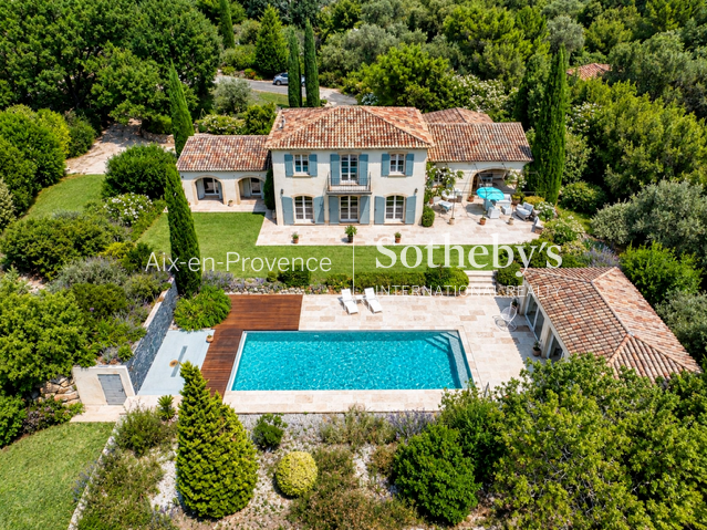 Maison Aix-en-Provence - 6 chambres - 250m²