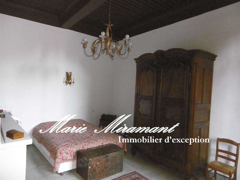 Propriété Orange - 8 chambres - 350m²