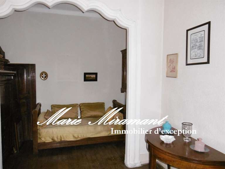 Propriété Orange - 8 chambres - 350m²