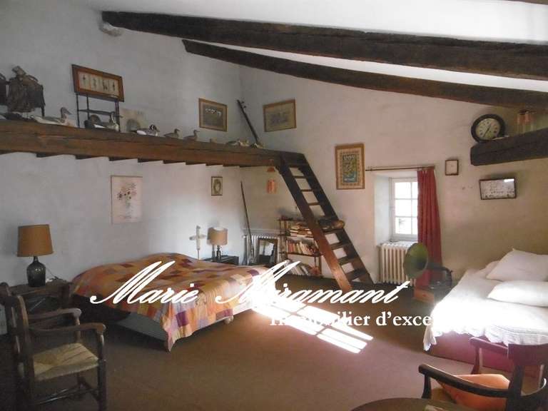 Propriété Orange - 8 chambres - 350m²