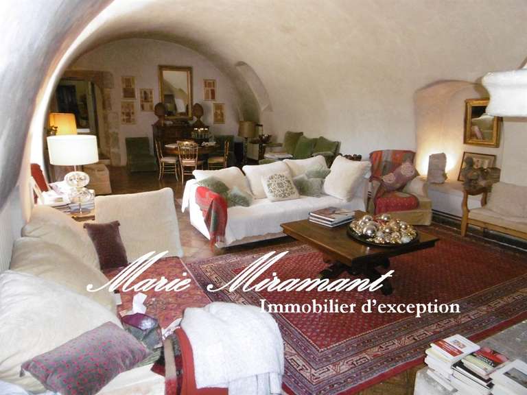 Propriété Orange - 8 chambres - 350m²
