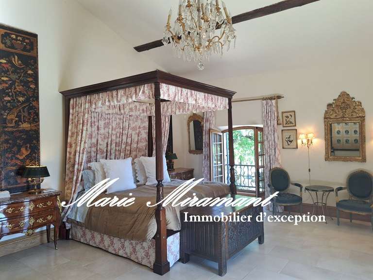 Property Saint-Rémy-de-Provence - 7 bedrooms - 600m²