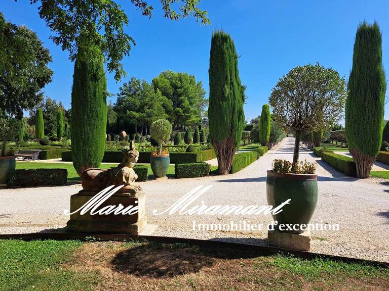 Property Saint-Rémy-de-Provence - 7 bedrooms - 600m²