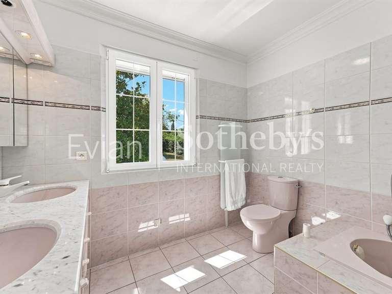 Maison Anthy-sur-Léman - 4 chambres - 130m²