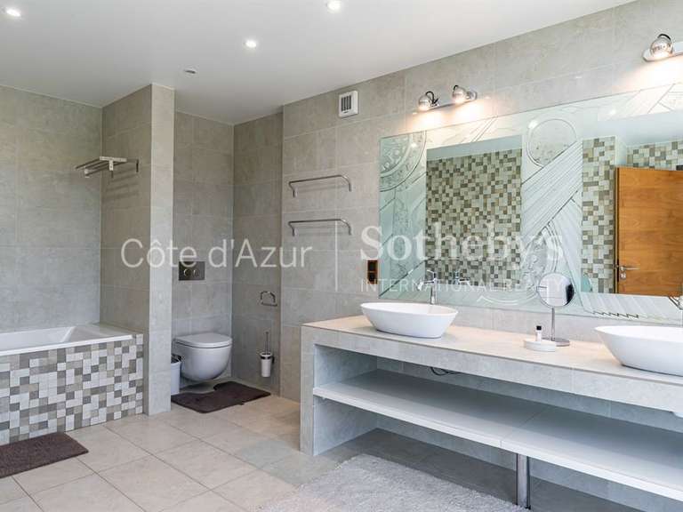 Maison Cannes - 5 chambres - 400m²