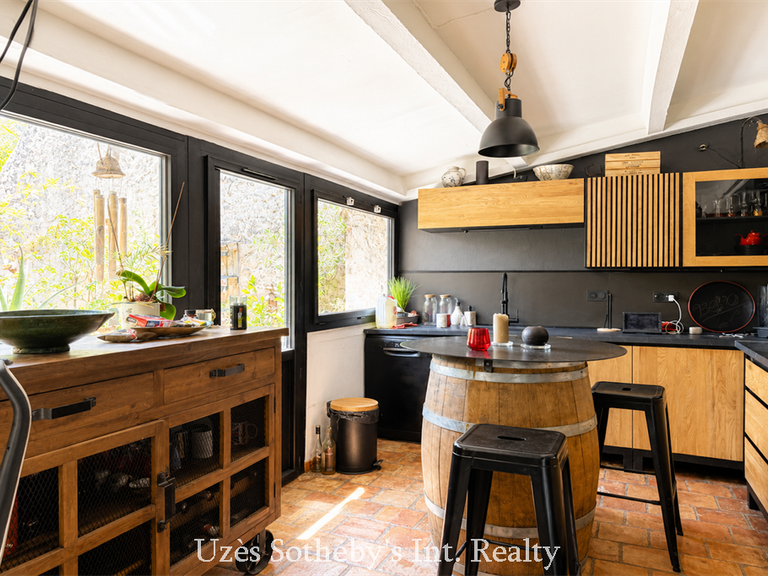 Maison La Roque-sur-Cèze - 3 chambres - 240m²