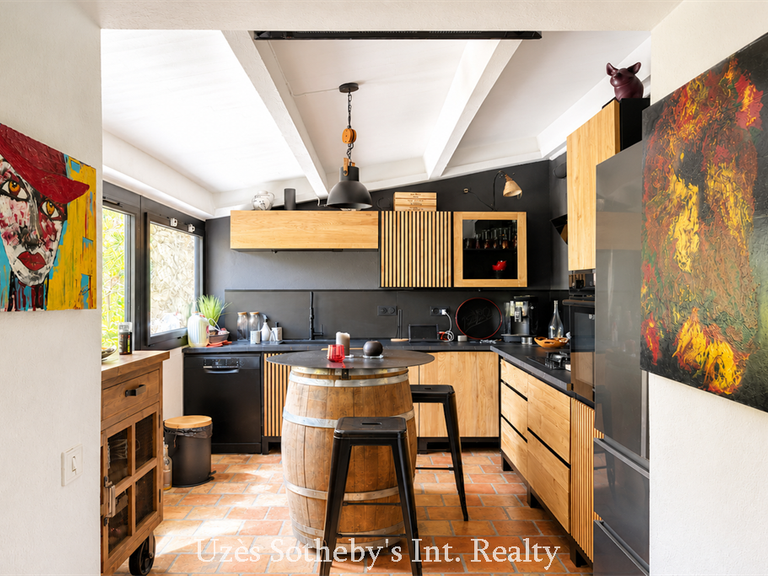 Maison La Roque-sur-Cèze - 3 chambres - 240m²
