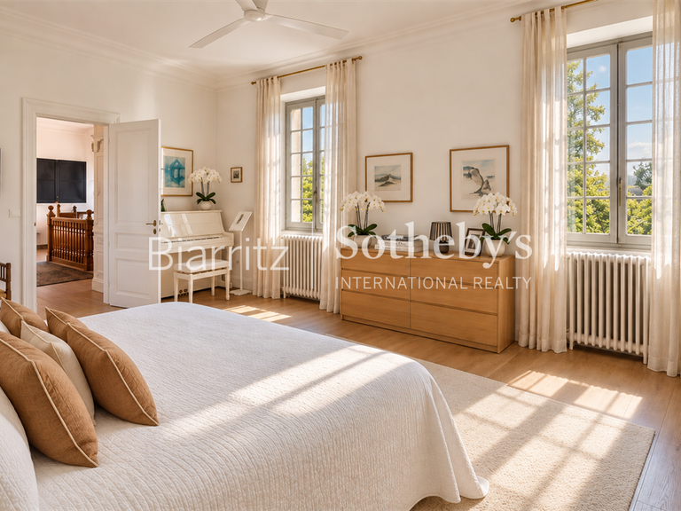 Maison Anglet - 7 chambres - 340m²