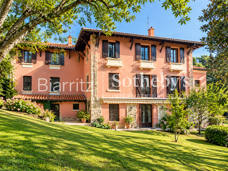 Maison Anglet - 7 chambres - 340m²