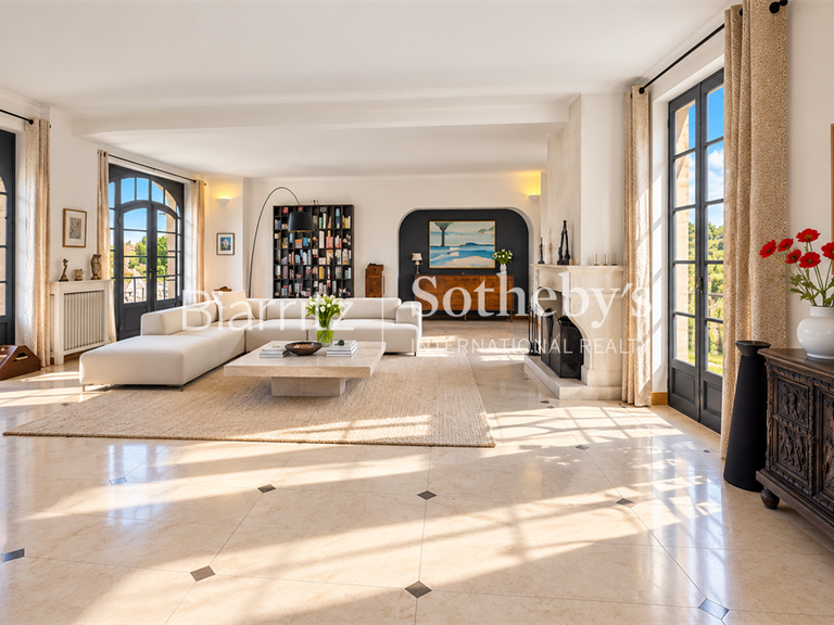 Maison Anglet - 7 chambres - 340m²