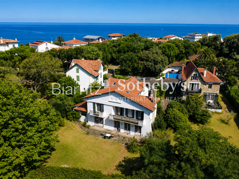 Maison Biarritz - 6 chambres - 338m²