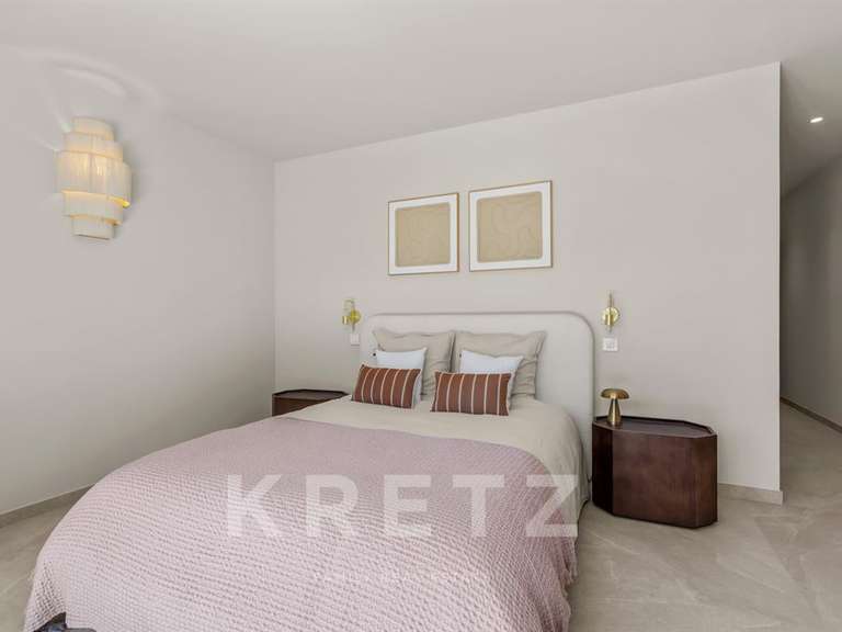Maison Tourrettes - 4 chambres - 250m²