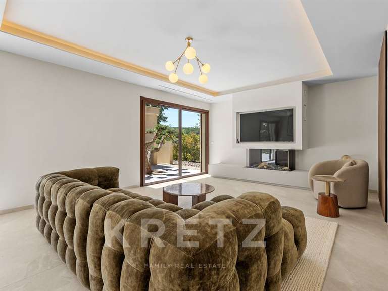 Maison Tourrettes - 4 chambres - 250m²
