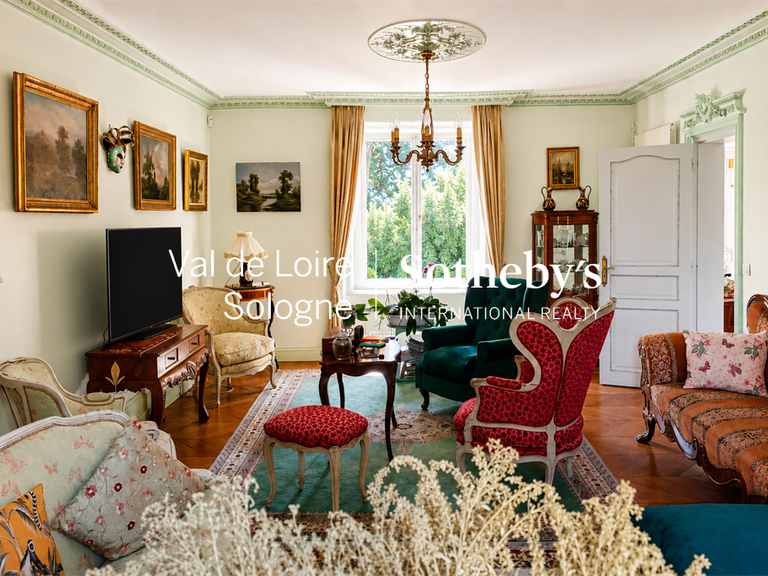 Maison Veuzain-sur-Loire - 6 chambres - 203m²