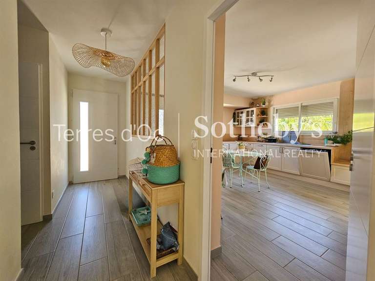 Maison Perpignan - 3 chambres - 130m²