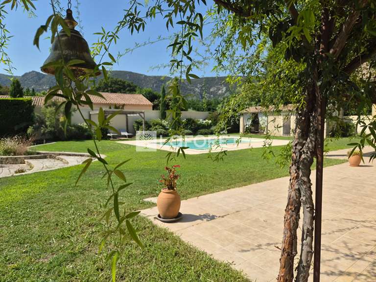 Maison Maubec - 5 chambres - 209m²