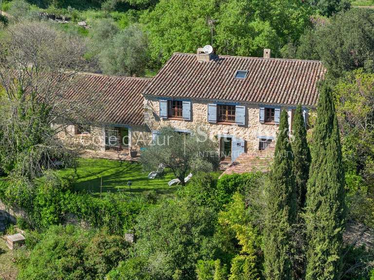 Maison Montauroux - 3 chambres - 250m²