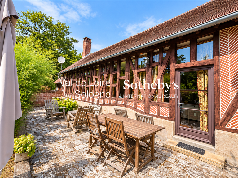 Maison Ligny-le-Ribault - 14 chambres - 644m²